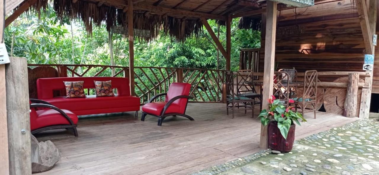 אל סאינו Eco Hostal Monolandia מראה חיצוני תמונה